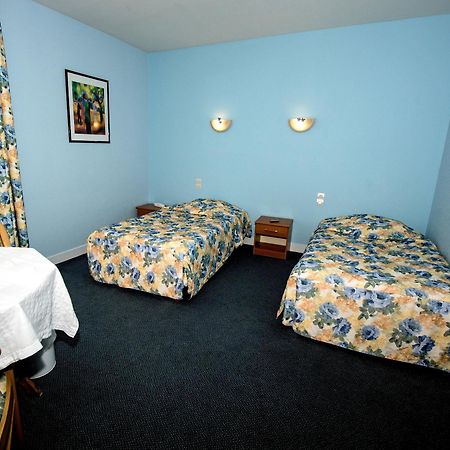 Brou Hotel Le Plat D'Etain מראה חיצוני תמונה
