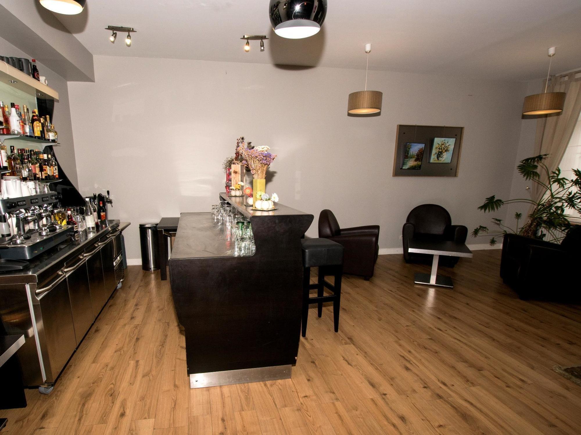Brou Hotel Le Plat D'Etain מראה חיצוני תמונה